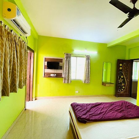 Hotel Falcon House ! Puri - Shriyash Group المظهر الخارجي الصورة